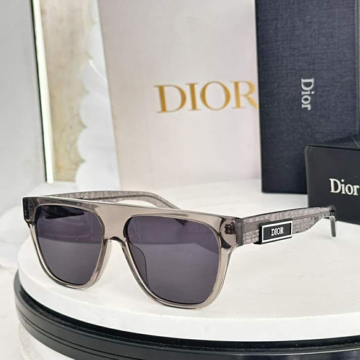 Picture of Dior Sunglasses _SKUfw77121781fw